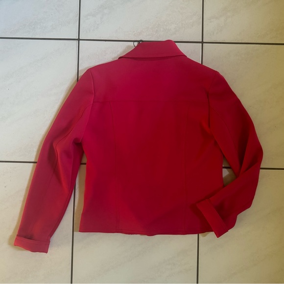 Tahari Rachel Moto Jacket. New. Size: Medium - Picture 7 of 8